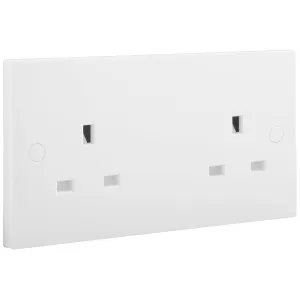WHITE MOULDED SQUARE EDGE DOUBLE UNSWITCHED 13A PO