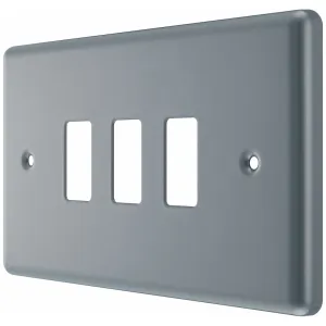 GRID FRONT PLATE METAL CLAD - 3 GANG