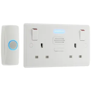 WHITE NEXUS MOULDED DOUBLE SWITCHED 13A POWER SOCK