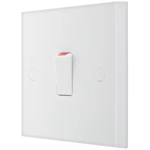 WHITE MOULDED SQUARE EDGE SINGLE SWITCH, 20A