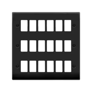 GRIDPRO 18 GANG DECO PLATE MATT BLACK