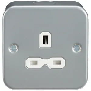Metal Clad 13A 1G Unswitched Socket - Powder-coate