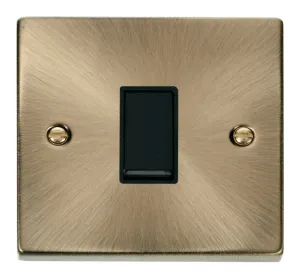 1 Gang 2 Way 10AX Switch - Black
