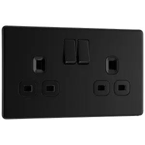 SCREWLESS FLATPLATE MATT BLACK DOUBLE SWITCHED 13A