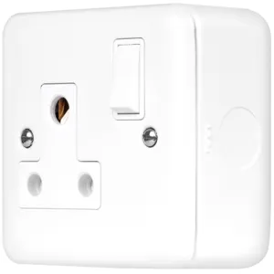 METAL CLAD PRO 15A ROUND PIN SOCKET OUTLET - POLAR