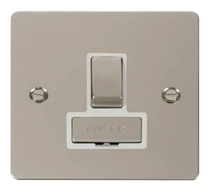 Ingot 13A Switched Connection Unit   - White