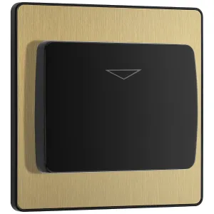 EVOLVE SATIN BRASS SINGLE 16A KEY CARD SWITCH