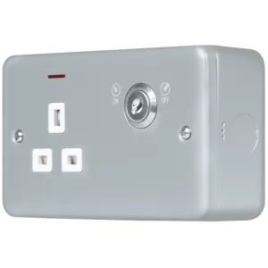 METAL CLAD PRO 13A 1 GANG DOUBLE POLE KEY LOCKABLE