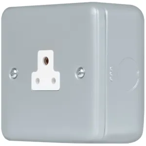 METAL CLAD PRO 2A ROUND PIN SOCKET OUTLET