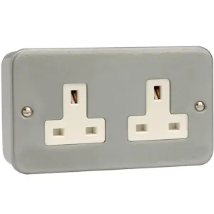 2 Gang 13A Unswitched Socket Outlet