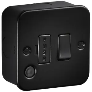 Metalclad 13A Switched Fused Spur with Flex Outlet