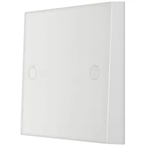 WHITE MOULDED SQUARE EDGE SINGLE 25A FLEX OUTLET P
