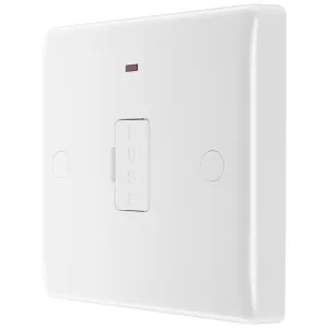 WHITE NEXUS MOULDED UNSWITCHED 13A FUSED CONNECTIO