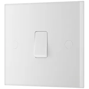 WHITE MOULDED SQUARE EDGE SINGLE SWITCH, 20A 16AX