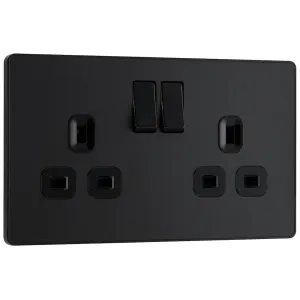 EVOLVE MATT BLACK (BLACK) DOUBLE SWITCHED 13A POWE