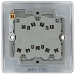 NBI43-01_1.jpg